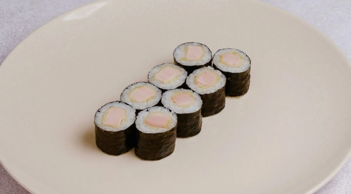 HOSOMAKI TUŃCZYK W TEMPURZE