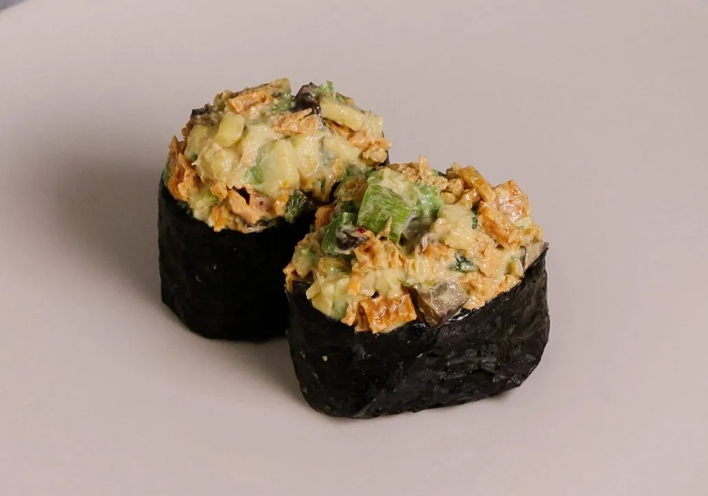 GUNKANMAKI SAŁATKA VEGE