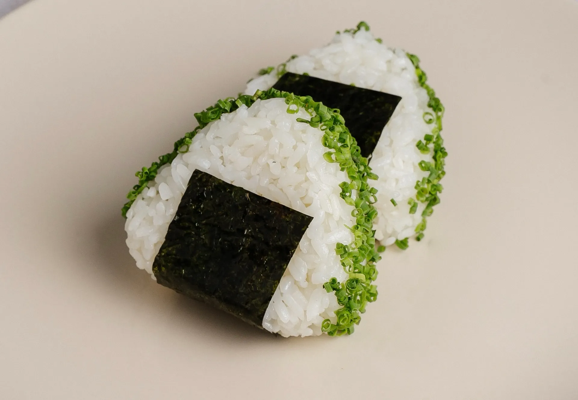 ONIGIRI TATAR Z TUŃCZYKA