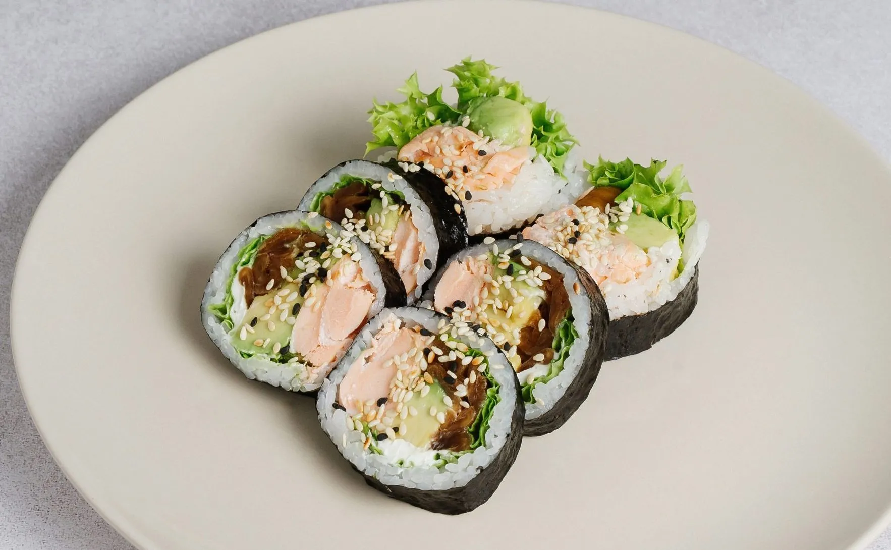 FUTOMAKI ŁOSOŚ PIECZONY