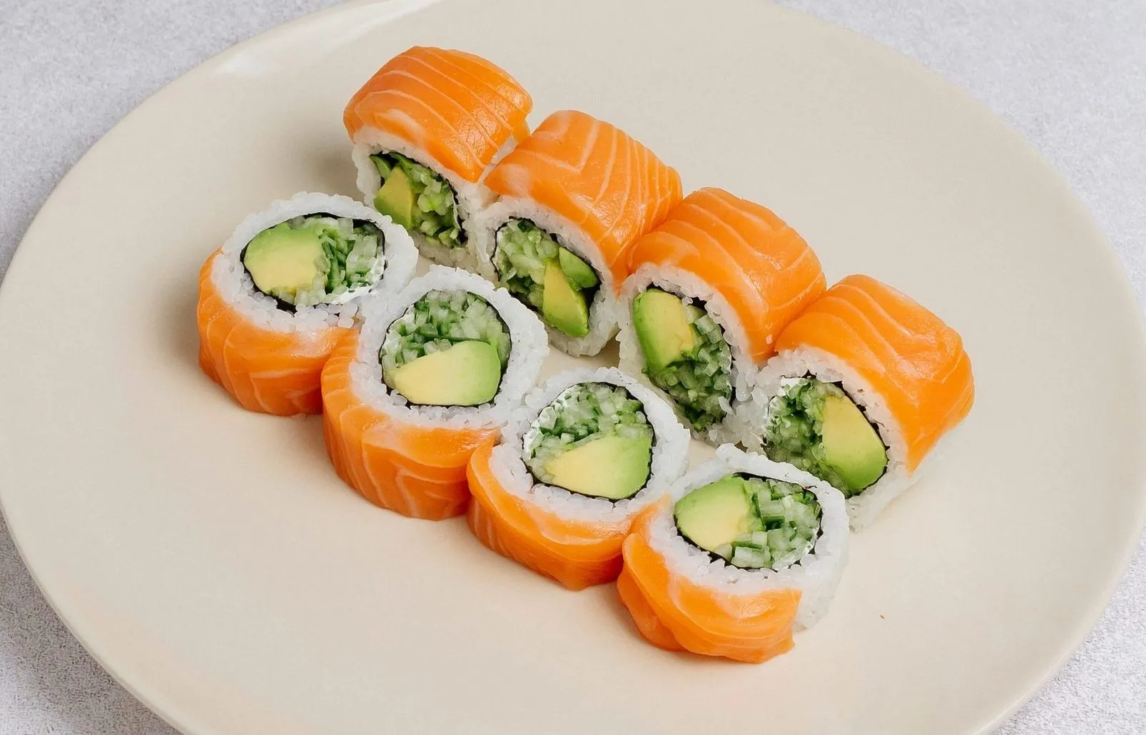 URAMAKI ŁOSOŚ